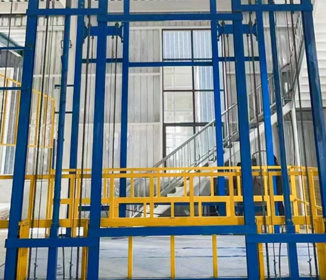 富锦升降货梯载重范围在多少